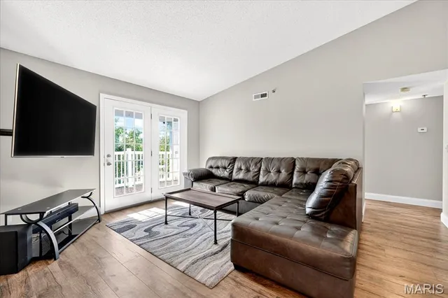 $164,000 | 4314 Forder Gardens Place, Unit B, St. Louis, MO 63129