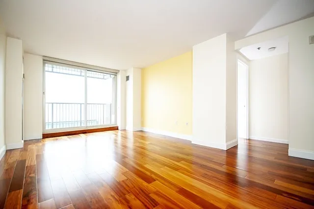 $3,750 | 10 Museum Way, Unit 1521, Cambridge, MA 02141