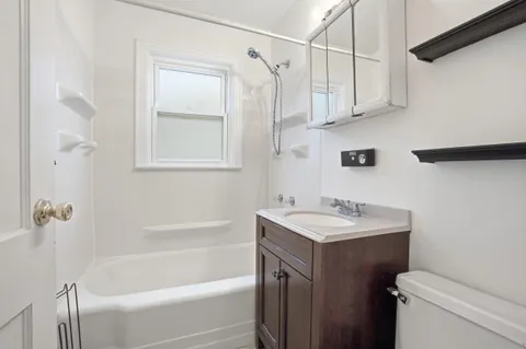 $199,900 | 1017 West 63rd Avenue, Merrillville, IN 46410