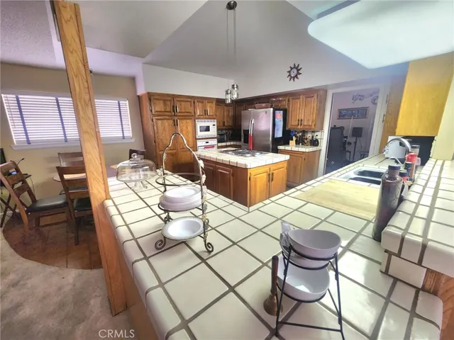 $625,000 | 450 Fairway Drive, Palmdale, CA 93551