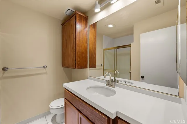 $850,000 | 11831 Courtleigh Drive, Unit 203, Los Angeles, CA 90066