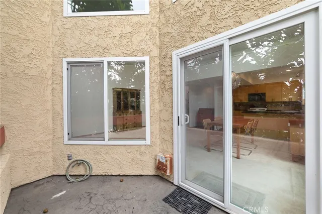 $850,000 | 11831 Courtleigh Drive, Unit 203, Los Angeles, CA 90066