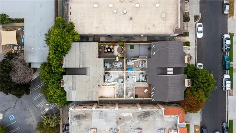 $815,000 | 11831 Courtleigh Drive, Unit 203, Los Angeles, CA 90066