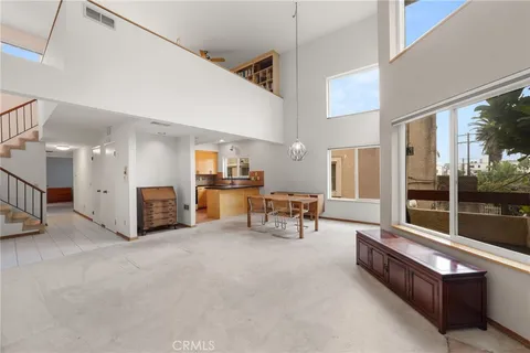 $815,000 | 11831 Courtleigh Drive, Unit 203, Los Angeles, CA 90066