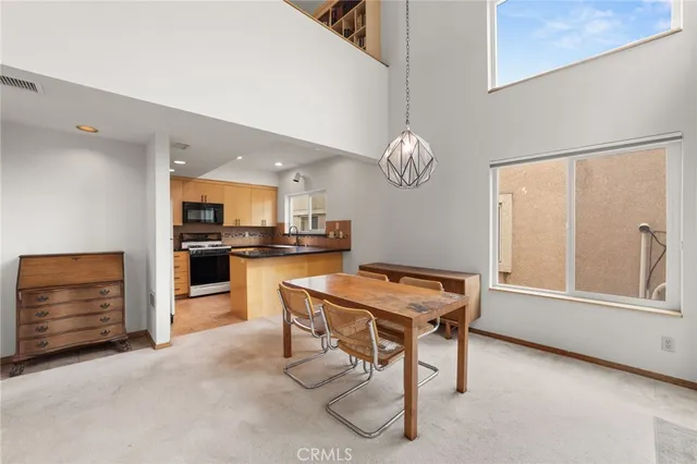 $850,000 | 11831 Courtleigh Drive, Unit 203, Los Angeles, CA 90066