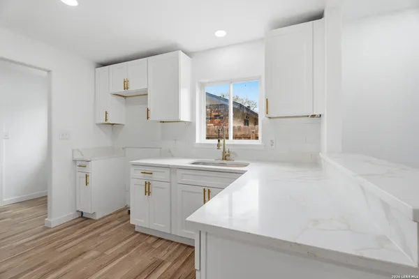 $224,999 | 4902 El Presidio, San Antonio, TX 78233