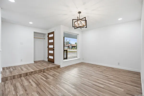 $224,999 | 4902 El Presidio, San Antonio, TX 78233