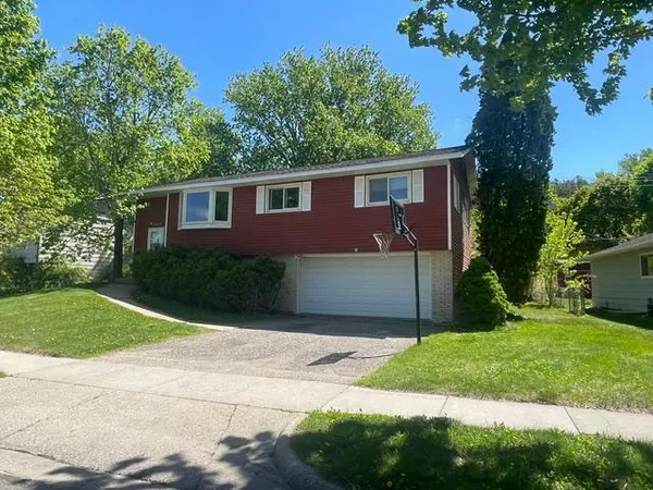 $237,000 | 1743 Reichert Avenue, Red Wing, MN 55066