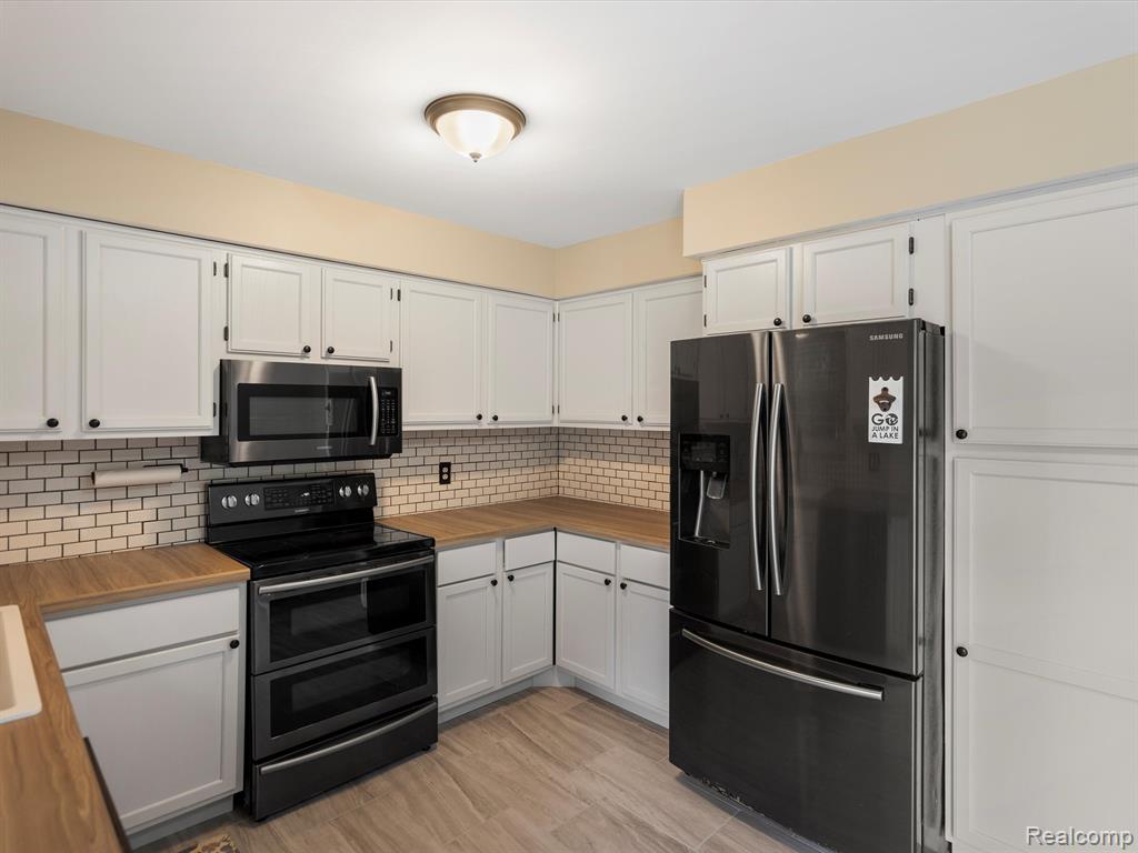 3259 York Road Rochester Hills, MI 48309 - Photo 8 of 24