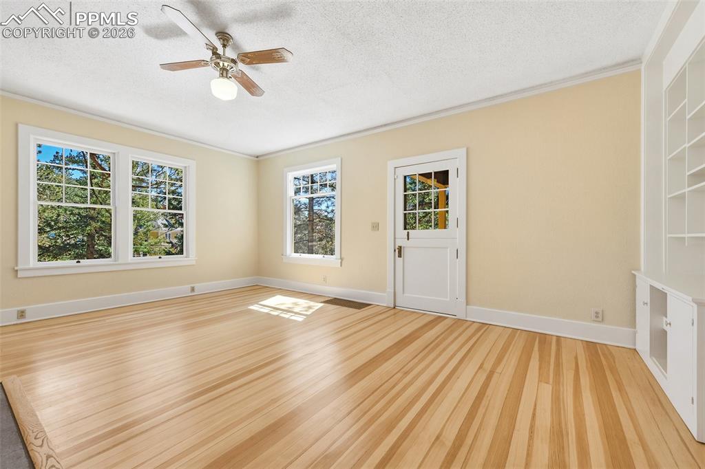 4530 Hagerman Road Cascade, CO 80809 - Photo 12 of 47 Living Room With View Of Entry Door