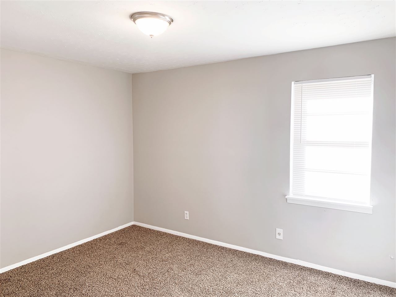 5457 Millbranch Road Memphis, TN 38116 - Photo 5 of 17