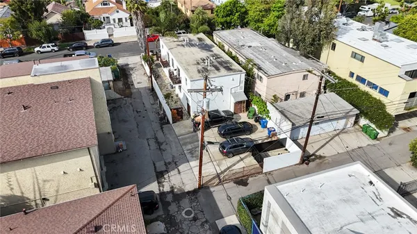 $3,000,000 | 616 Sunset Avenue, Venice, CA 90291