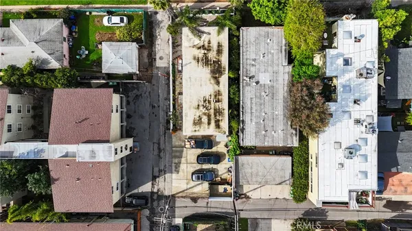 $3,000,000 | 616 Sunset Avenue, Venice, CA 90291