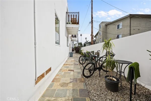 $3,000,000 | 616 Sunset Avenue, Venice, CA 90291
