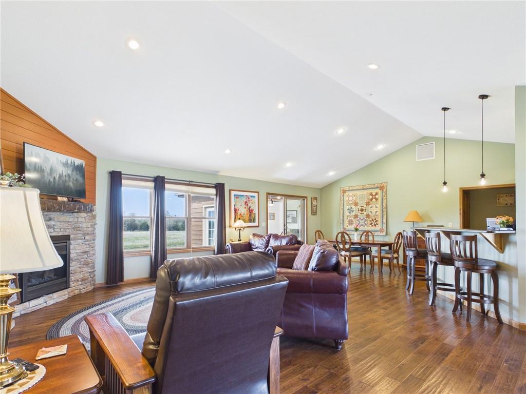 2082 Osage Road Fort Scott, KS 66701 - Photo 5 of 52