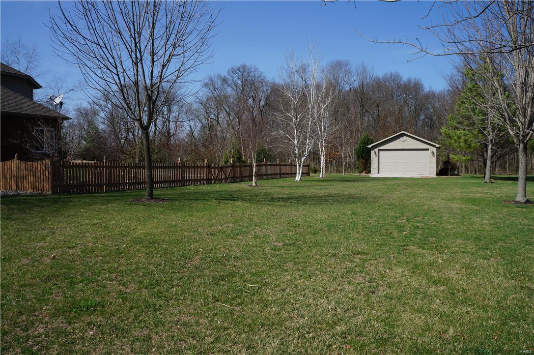 8433 Timber Ridge Drive Edwardsville, IL 62025 - Photo 12 of 97