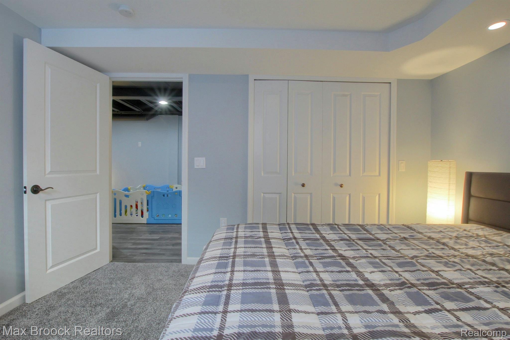 2520 Massoit Road Royal Oak, MI 48073 - Photo 32 of 38 Gallery Image 32