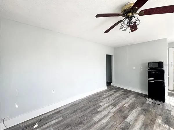 $999 | 704 Cordova Drive, Unit 4, Orlando, FL 32804