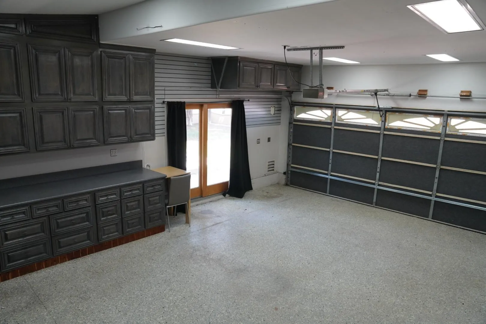 68 Bonita Road Chula Vista, CA 91910 - Photo 24 of 57 a view of an empty room with cabinet and mirrors