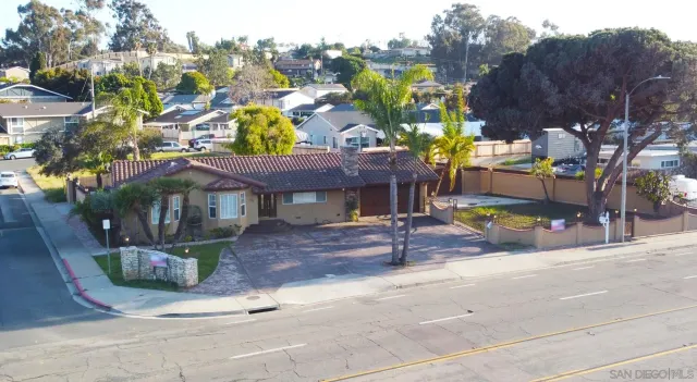 view of balcony with wooden floor