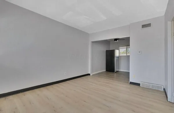 $850 | 464 East Norwich Avenue, Unit 474 1/2 E, Columbus, OH 43201