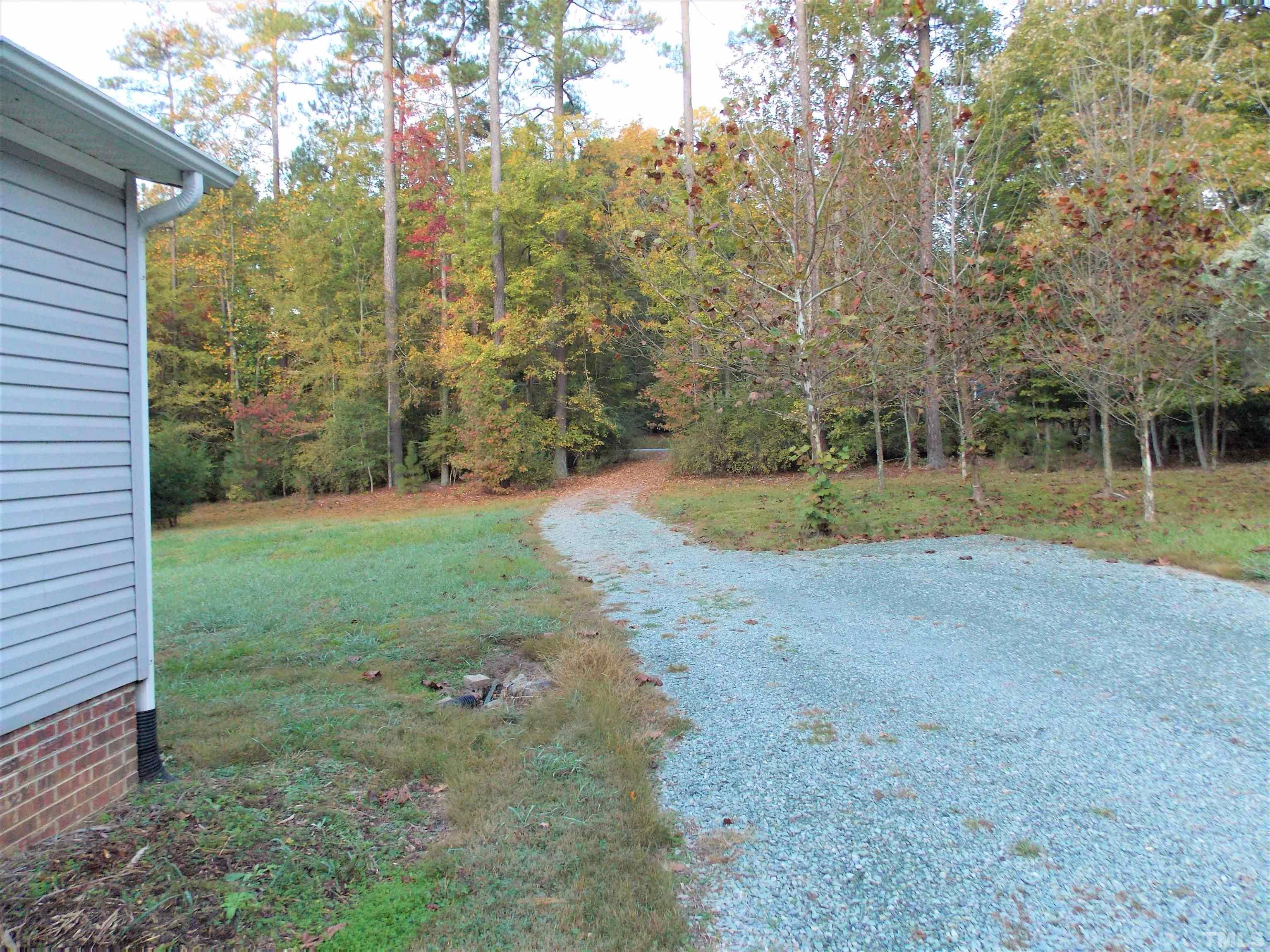 577 Silverberry Road Pittsboro, NC 27312 - Photo 5 of 30 Gallery Image 5