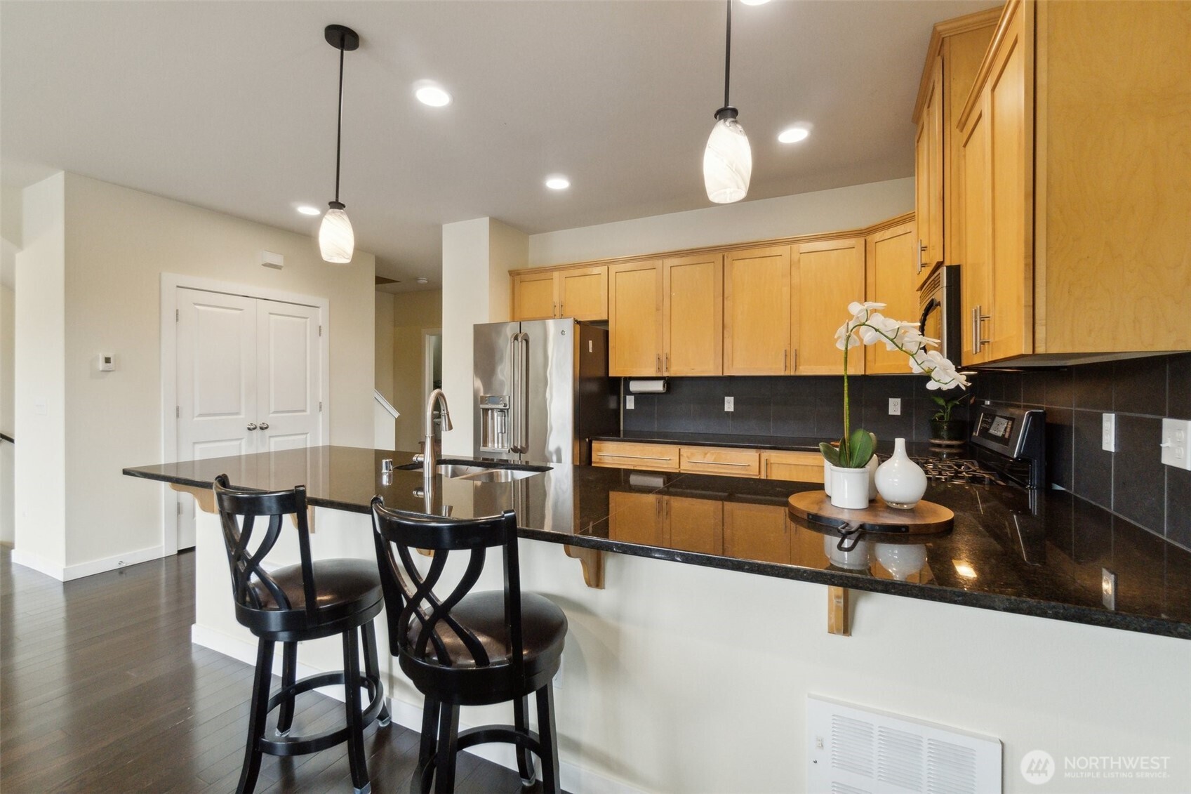 16502 Southeast 2nd Avenue Bothell, WA 98012 - Photo 12 of 38 Gallery Image 12