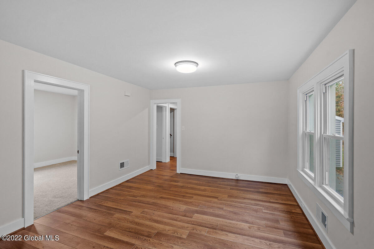 1006 Fort Hunter Road Schenectady, NY 12303 - Photo 13 of 42 1006 Fort Hunter Road Schenectady NY 022