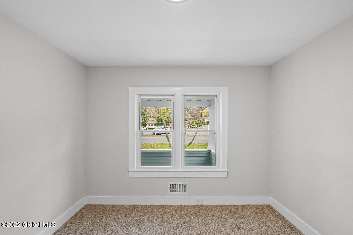 1006 Fort Hunter Road Schenectady, NY 12303 - Photo 20 of 42 1006 Fort Hunter Road Schenectady NY 017