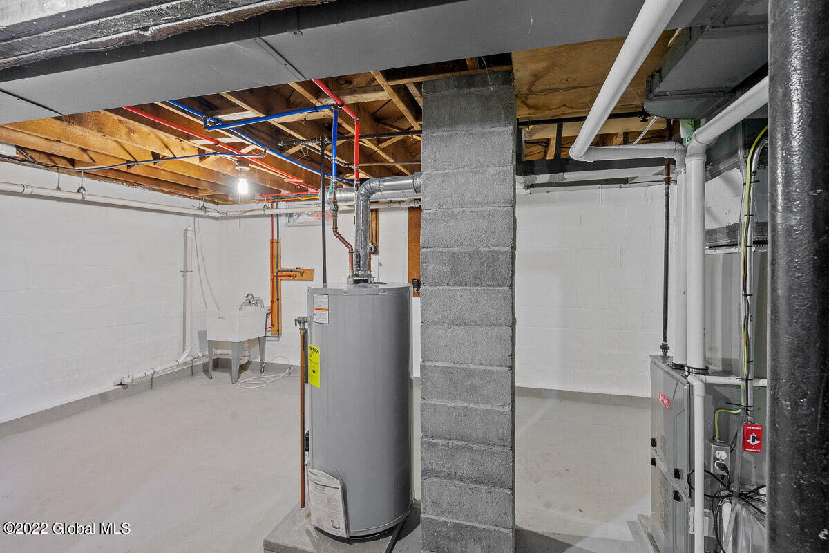 1006 Fort Hunter Road Schenectady, NY 12303 - Photo 40 of 42 1006 Fort Hunter Road Schenectady NY 048