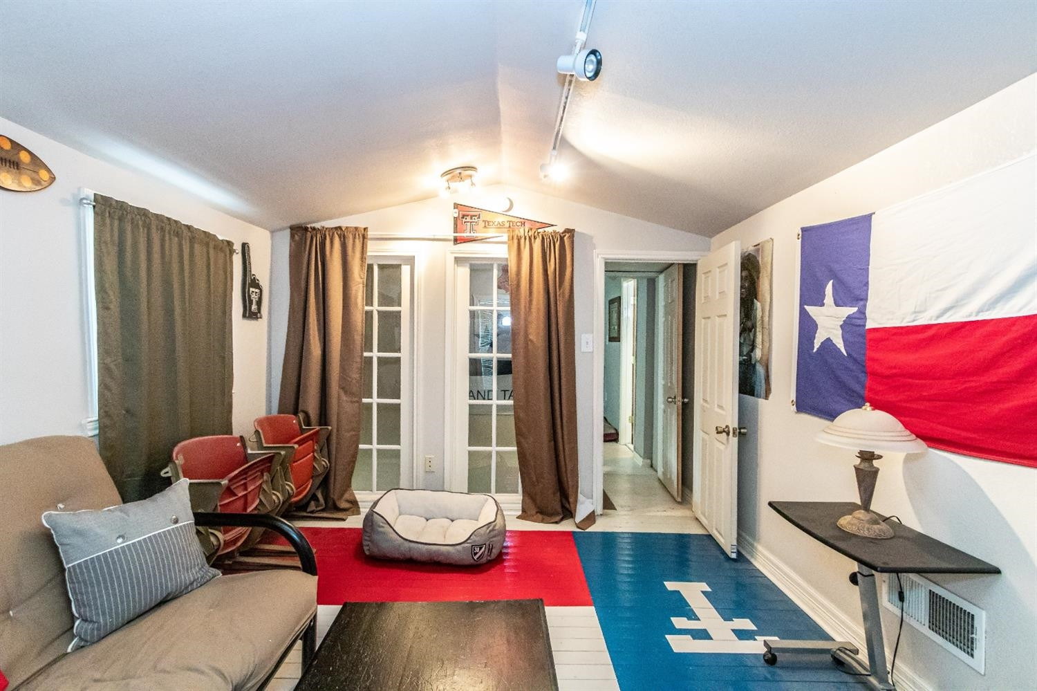 2012 25th Street Lubbock, TX 79411 - Photo 19 of 27 Photo 19