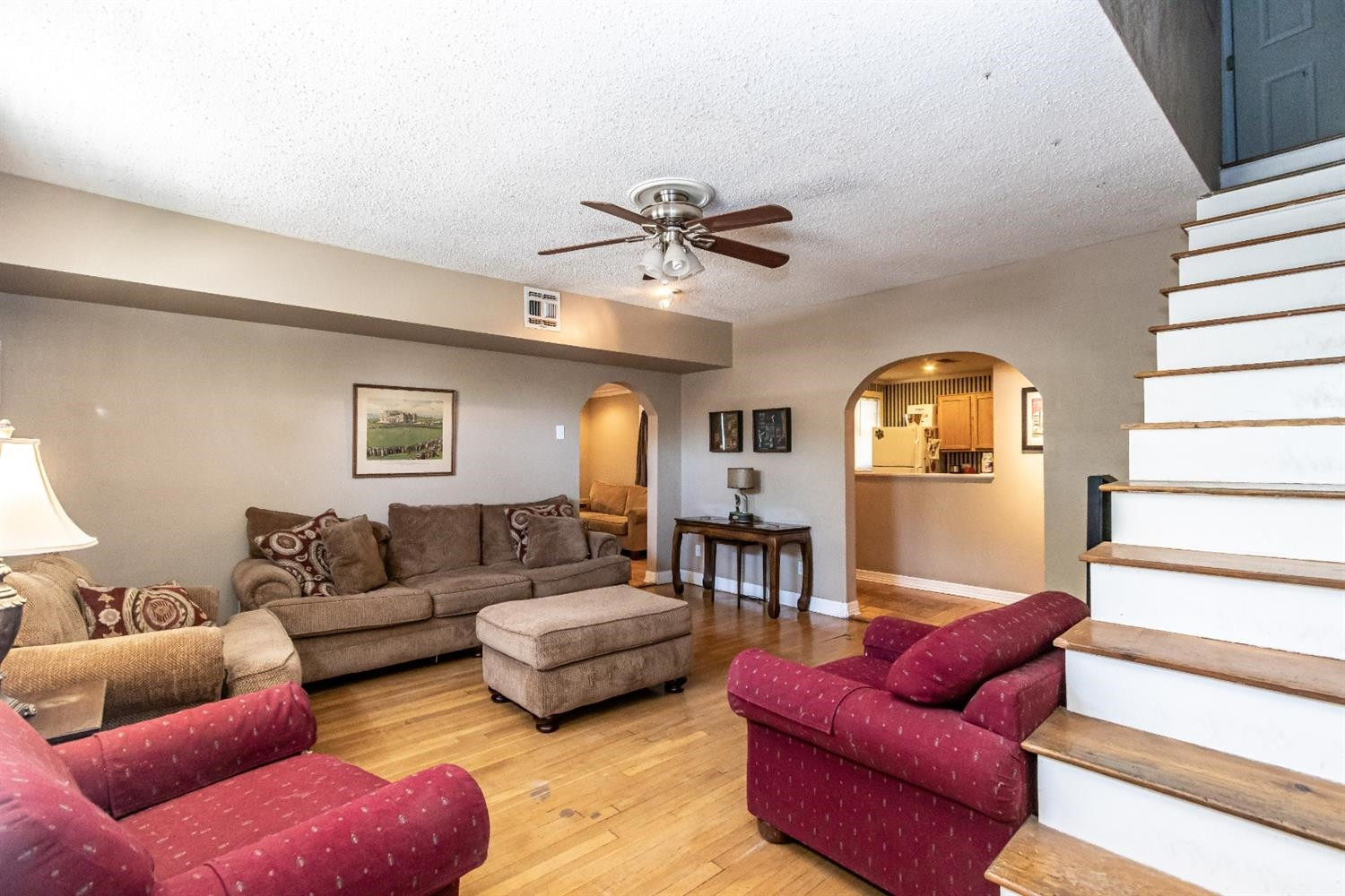 2012 25th Street Lubbock, TX 79411 - Photo 3 of 27 Living Area