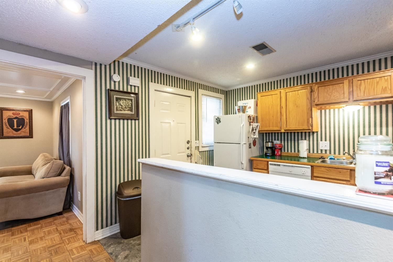 2012 25th Street Lubbock, TX 79411 - Photo 9 of 27 Photo 9