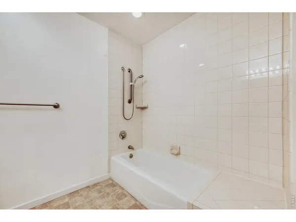 $242,295 | 1301 Canyon Boulevard, Unit 203, Boulder, CO 80302