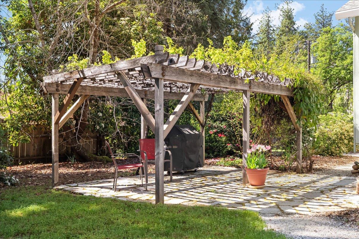 10041 Greenwood Road Grass Valley, CA 95945 - Photo 34 of 65