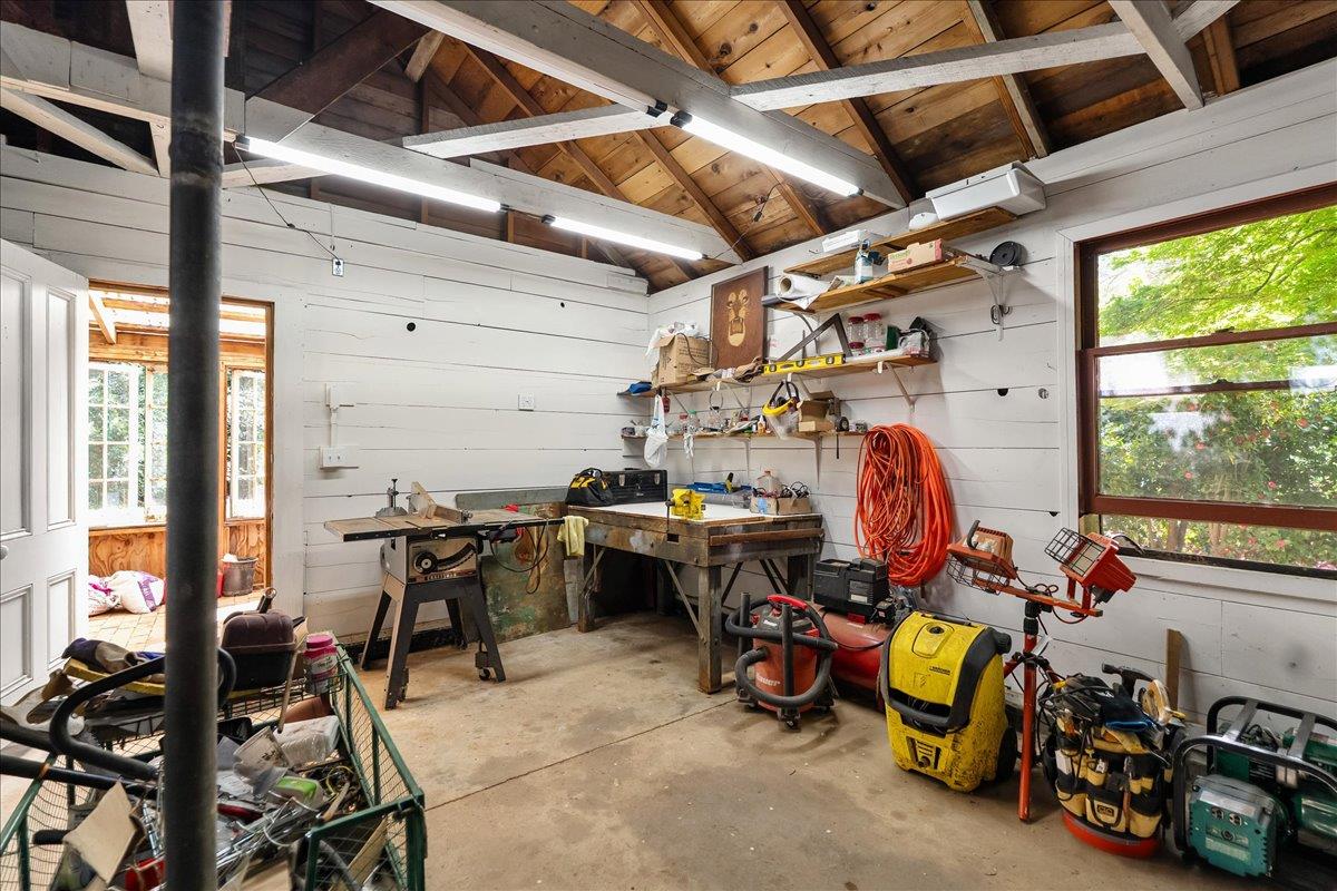 10041 Greenwood Road Grass Valley, CA 95945 - Photo 40 of 65 a view of a room with gym equipment