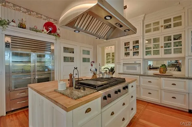 $2,595,000 | 45232 Longue Vue, Wellesley Island, NY 13640