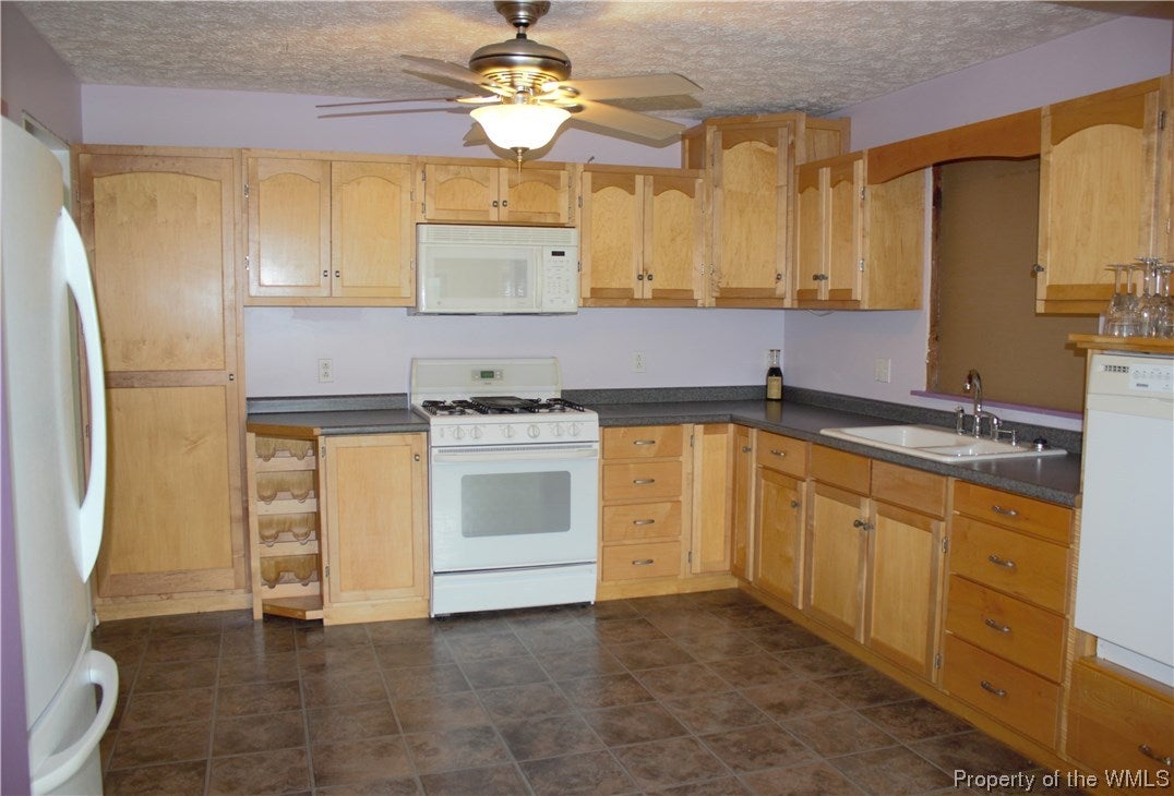 4280 Cedar Bush Road Hayes, VA 23072 - Photo 5 of 24 Gallery Image 5
