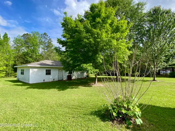 $285,000 | 7 Hummingbird Lane, Picayune, MS 39466