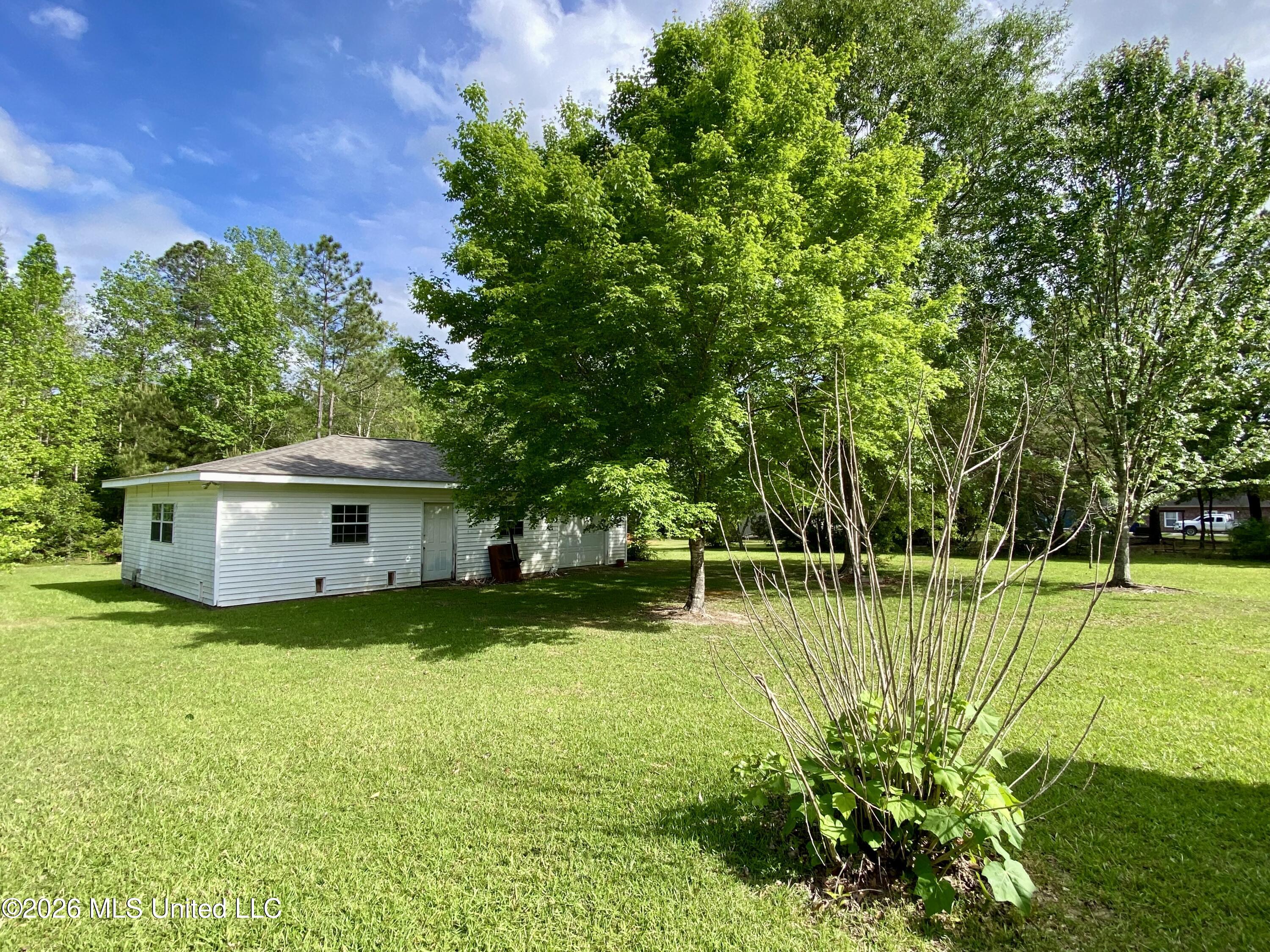 7 Hummingbird Lane Picayune, MS 39466 - Photo 16 of 17 16, IMG_9220