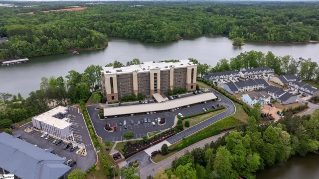 $419,000 | 408 Watermarke Lane, Anderson, SC 29625