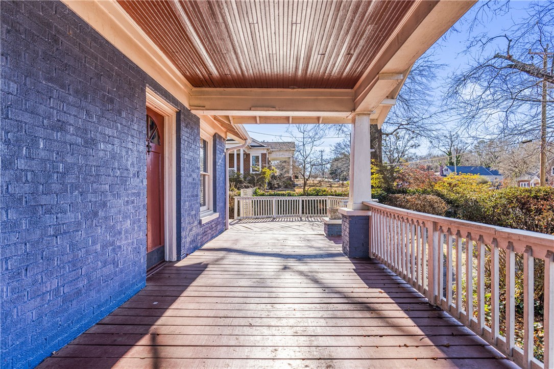 260 Ann Street Pickens, SC 29671 - Photo 4 of 45