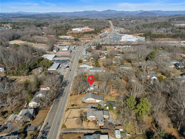 $342,000 | 260 Ann Street, Pickens, SC 29671