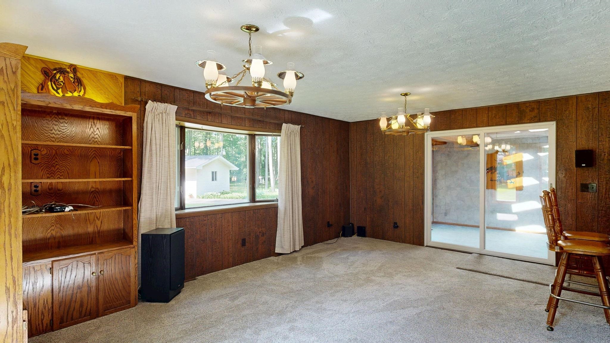 5724 Townline Road Birch Run, MI 48415 - Photo 13 of 93 Family Room 2
