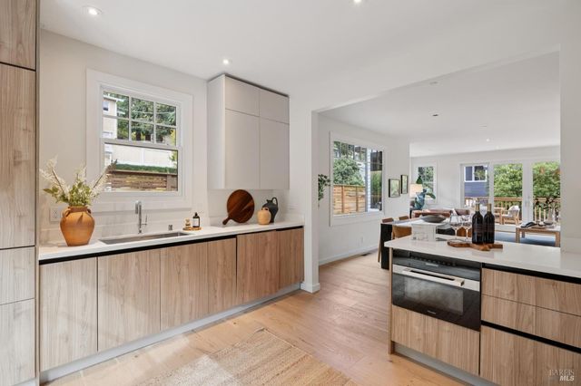 $3,250,000 | 52 Austin Avenue, San Anselmo, CA 94960