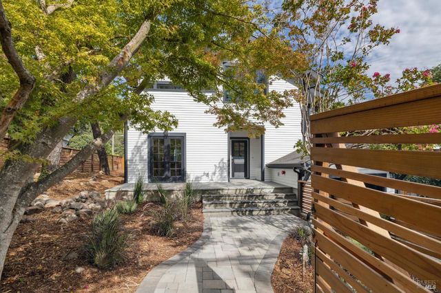 $3,250,000 | 52 Austin Avenue, San Anselmo, CA 94960