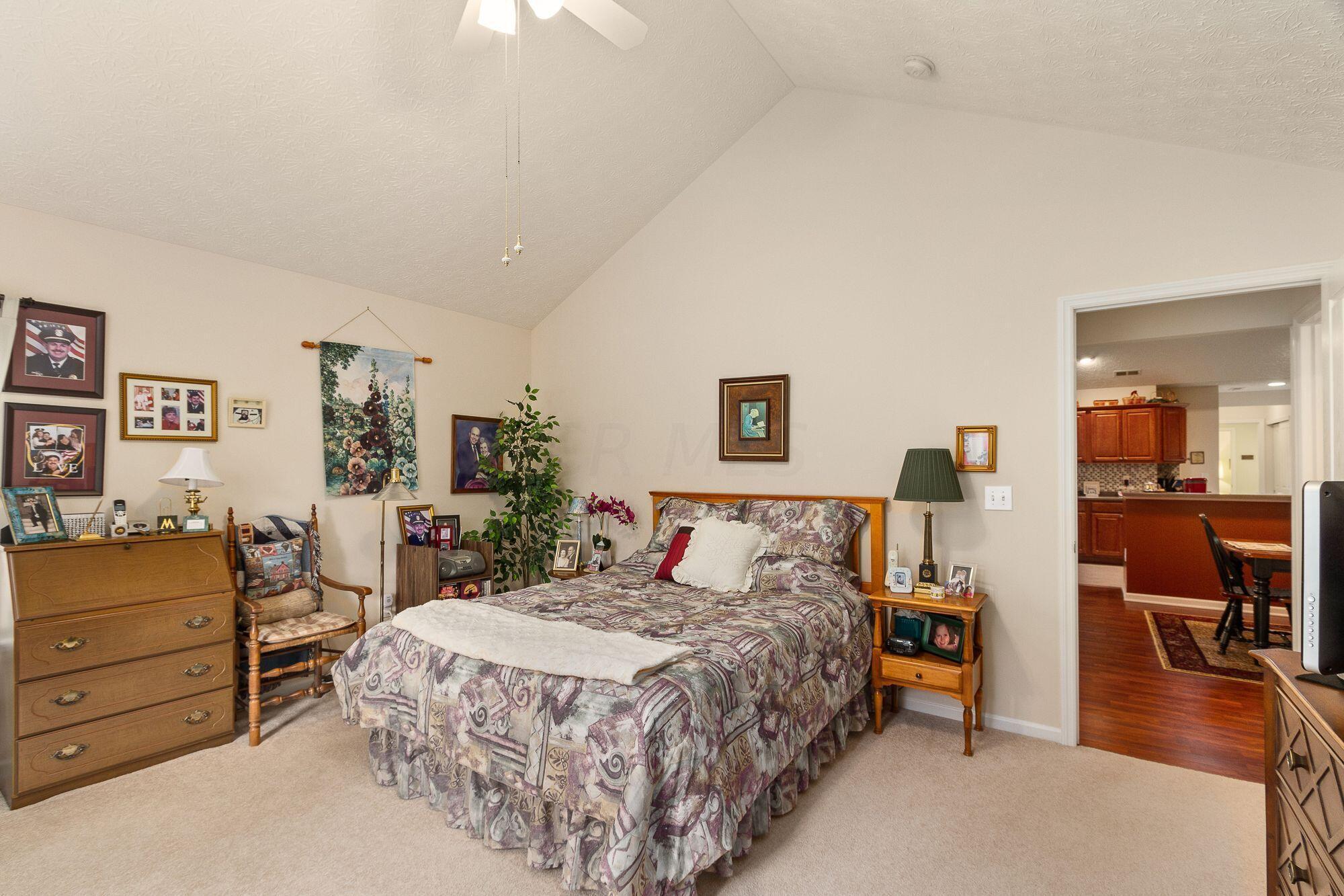 535 Ruttington Lane Westerville, OH 43082 - Photo 15 of 29 Guest bedroom