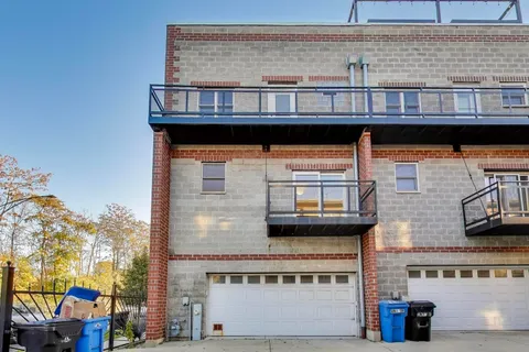 $475,000 | 6168 North Ravenswood Avenue, Unit A, Chicago, IL 60660