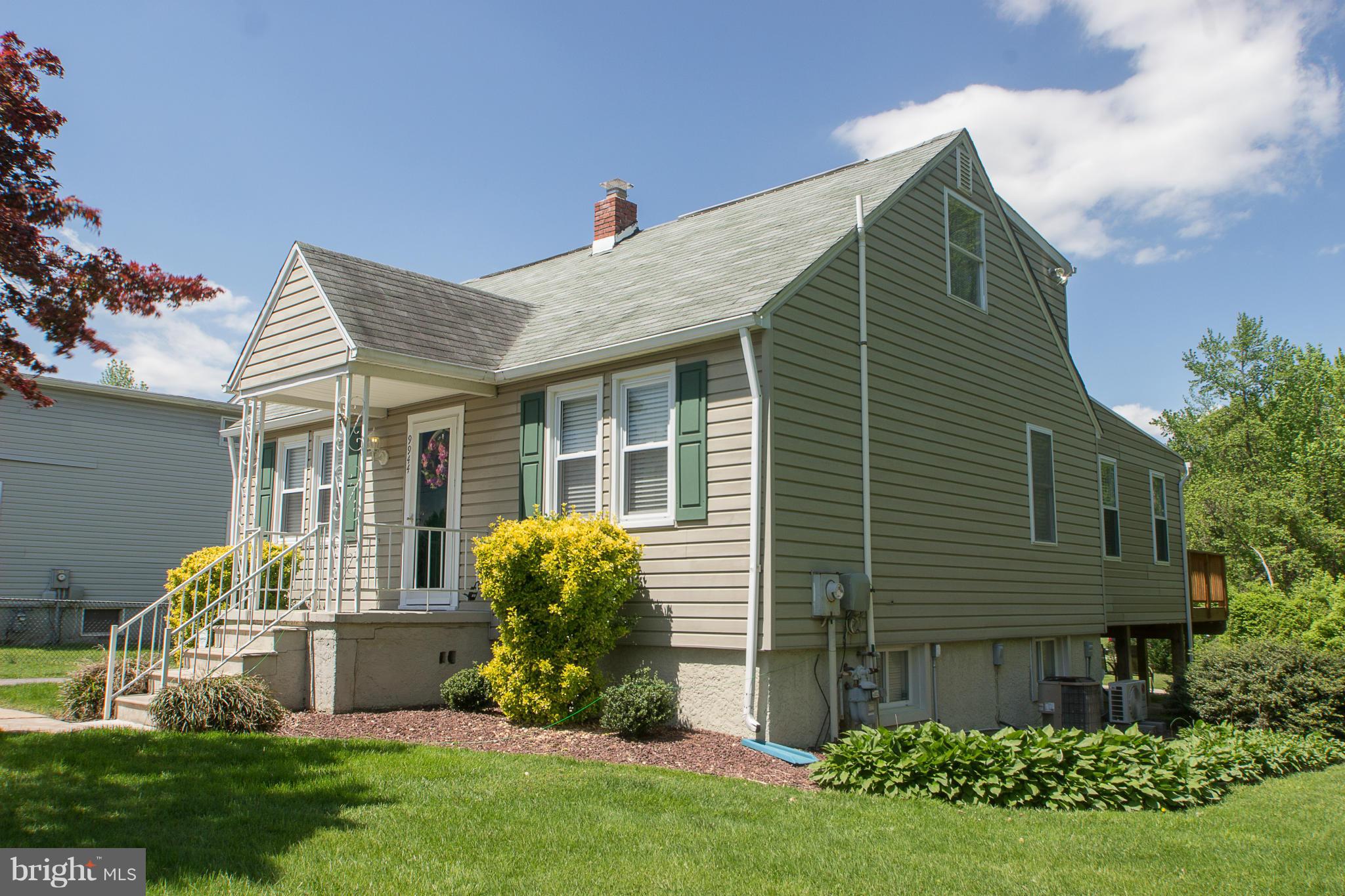 9944 Bird River Road Baltimore, MD 21220 - Photo 2 of 28 Exterior (Front)