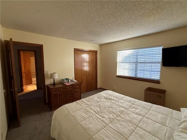 $265,000 | 11640 113th Street, Overland Park, KS 66210